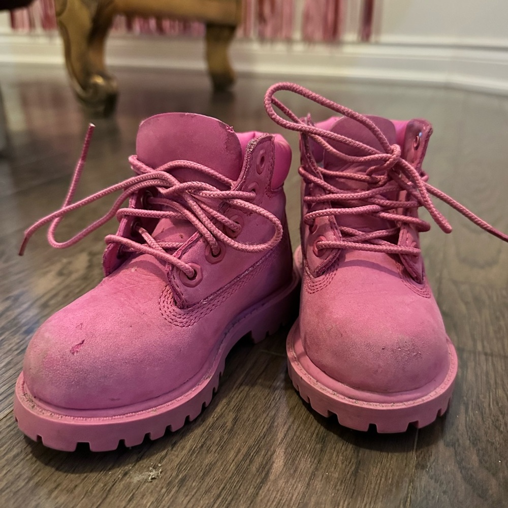 Toddler pink timberlands